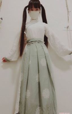 《为我而生》_十万网红美女美酱